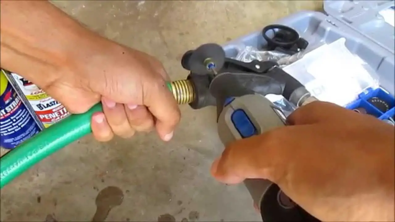 Step by step guide to removing the hose from your pressure washer